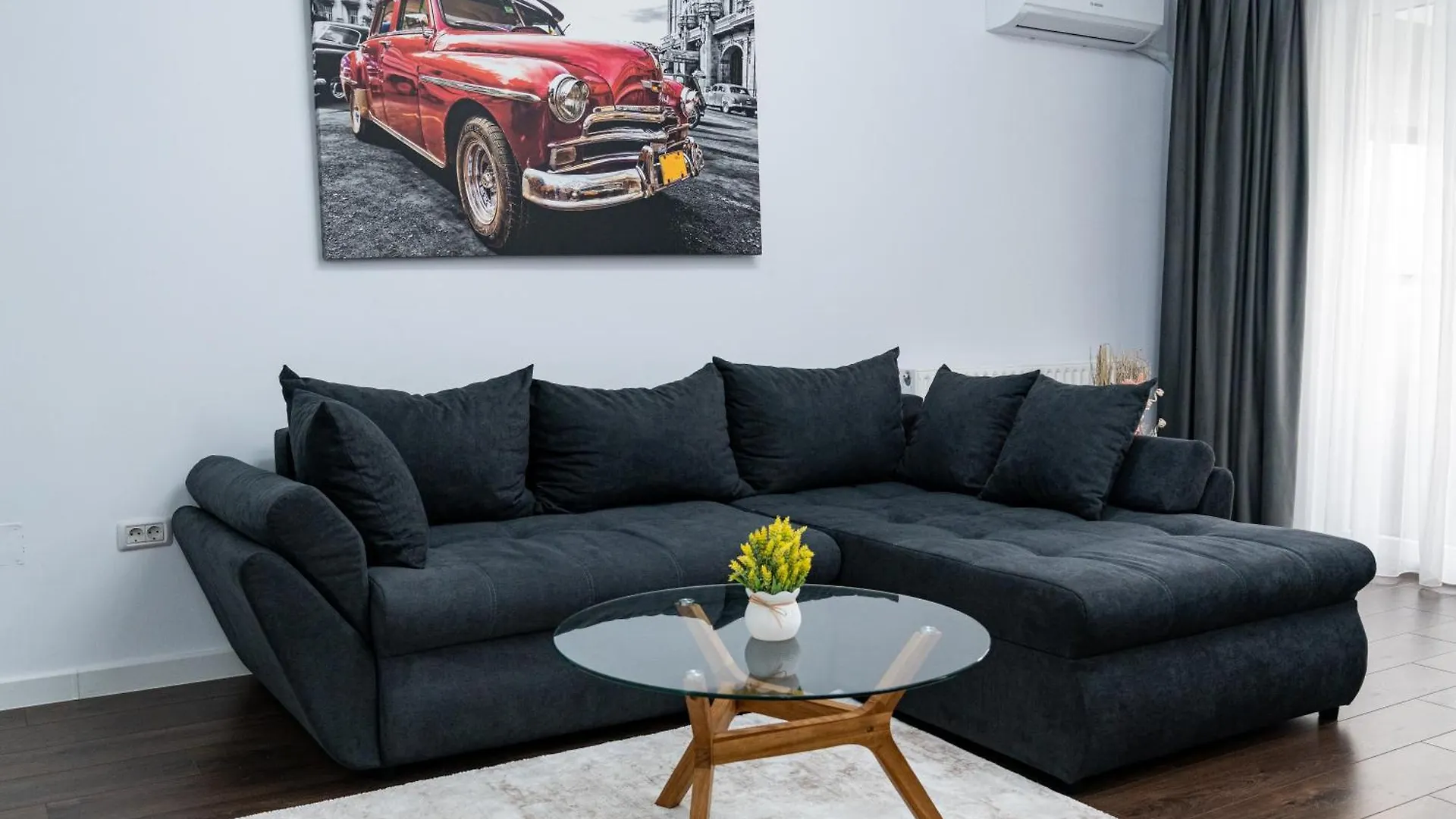 Central Comfort 2-Room 10 Min To Parliament And Old Town Bukarest Lägenhet