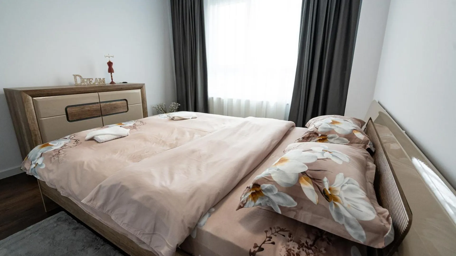 Central Comfort 2-Room 10 Min To Parliament And Old Town Bukurešť